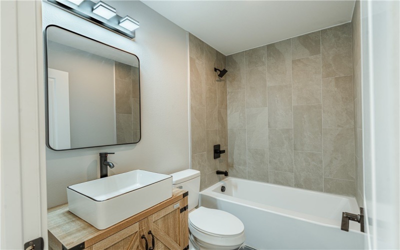 324 W Live Oak, Rockport, TX 78382, 3 Habitaciones Habitaciones , ,3 BañosBaños,Residential,En Venta,324 W Live Oak,0,469448