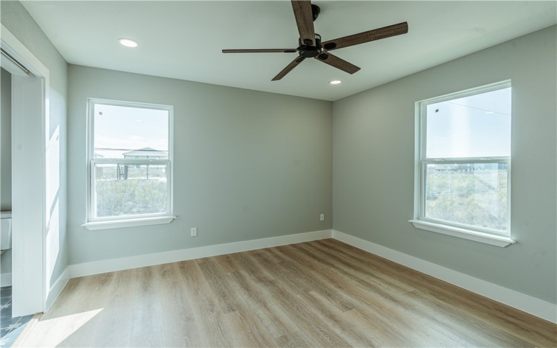 324 W Live Oak, Rockport, TX 78382, 3 Habitaciones Habitaciones , ,3 BañosBaños,Residential,En Venta,324 W Live Oak,0,469448