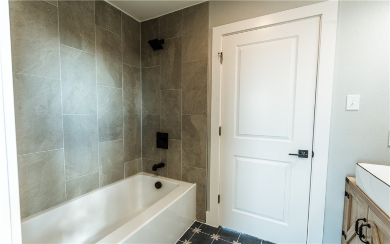 324 W Live Oak, Rockport, TX 78382, 3 Habitaciones Habitaciones , ,3 BañosBaños,Residential,En Venta,324 W Live Oak,0,469448