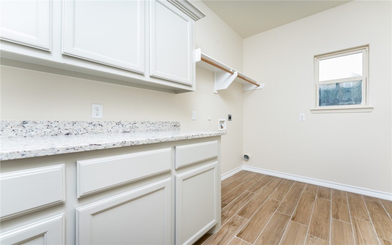 2502 Lynch Street, Corpus Christi, TX 78404, 3 Bedrooms Bedrooms, ,2 BathroomsBathrooms,Residential,For Sale,2502 Lynch Street,0,469510