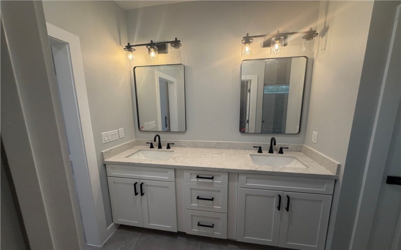 741 S 10th, Aransas Pass, TX 78336, 3 Habitaciones Habitaciones , ,2 BañosBaños,Residential,En Venta,741 S 10th,0,469515