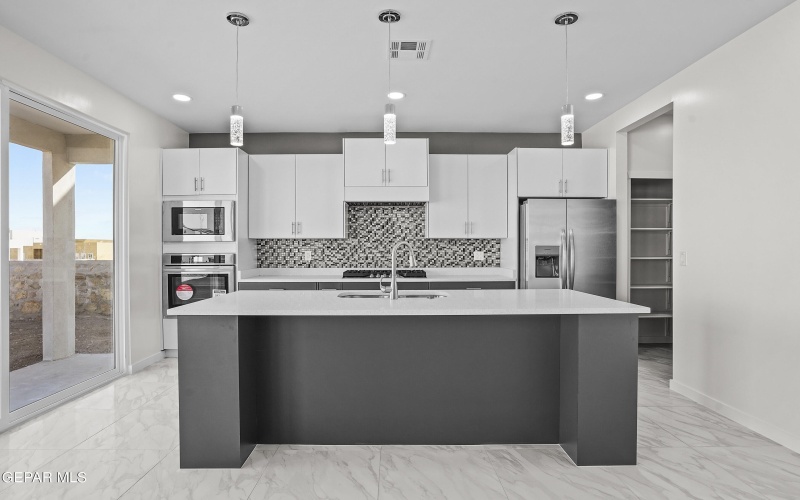 1781 URIJAH Place, El Paso, TX 79928, 4 Habitaciones Habitaciones , ,1 BañoBaños,Residential,En Venta,1781 URIJAH Place,0,935994