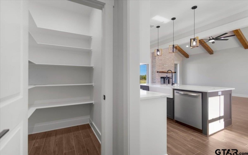 15516 CR 434, Lindale, TX 75771, 3 Bedrooms Bedrooms, ,2 BathroomsBathrooms,Residential,For Sale,15516 CR 434,0,26000278