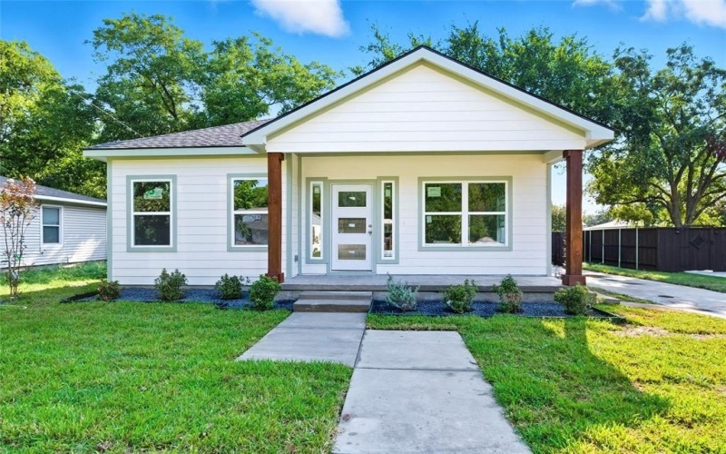 329 S 2nd Street, Wylie, TX 75098, 3 Bedrooms Bedrooms, ,2 BathroomsBathrooms,Residential,For Sale,329 S 2nd Street,0,21057397