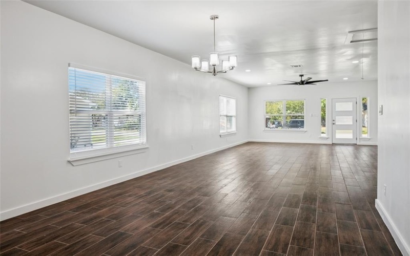 329 S 2nd Street, Wylie, TX 75098, 3 Bedrooms Bedrooms, ,2 BathroomsBathrooms,Residential,For Sale,329 S 2nd Street,0,21057397