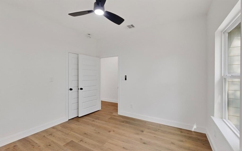 1308 Daffan Avenue, Ennis, TX 75119, 4 Habitaciones Habitaciones , ,2 BañosBaños,Residential,En Venta,1308 Daffan Avenue,0,21145295