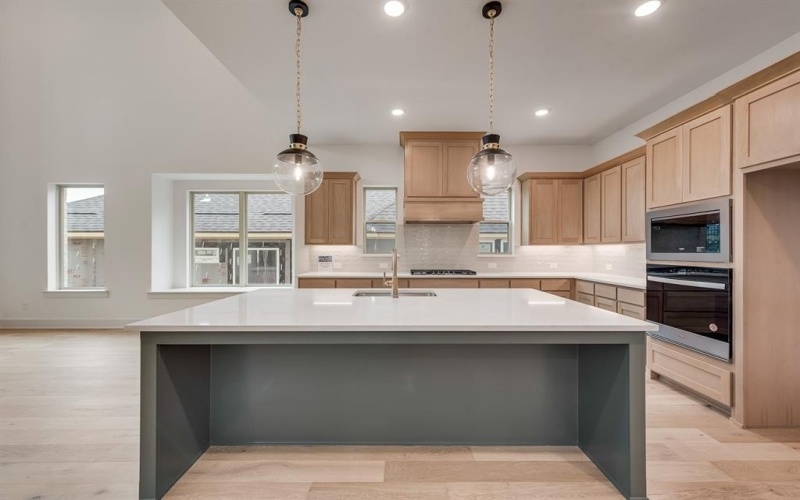 613 Cork Drive, Celina, TX 75009, 4 Bedrooms Bedrooms, ,5 BathroomsBathrooms,Residential,For Sale,613 Cork Drive,0,21145411