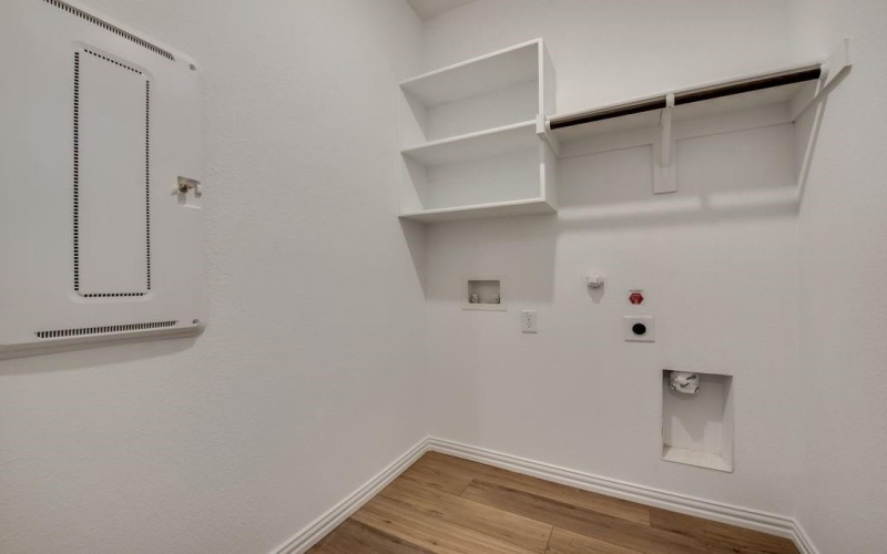 204 Coconut Drive, Azle, TX 76020, 3 Habitaciones Habitaciones , ,2 BañosBaños,Residential,En Venta,204 Coconut Drive,0,21145478