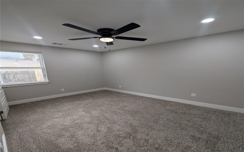 2631 Burger Avenue, Dallas, TX 75215, 3 Habitaciones Habitaciones , ,2 BañosBaños,Residential,En Venta,2631 Burger Avenue,0,21145515