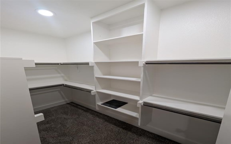 2631 Burger Avenue, Dallas, TX 75215, 3 Habitaciones Habitaciones , ,2 BañosBaños,Residential,En Venta,2631 Burger Avenue,0,21145515