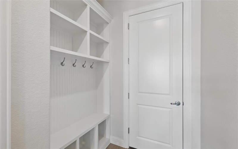 307 Trinity Court, Shady Shores, TX 76208, 4 Bedrooms Bedrooms, ,3 BathroomsBathrooms,Residential,For Sale,307 Trinity Court,0,21145568