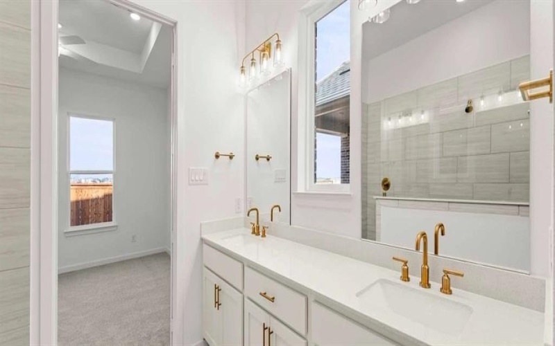 1013 Golden Galaxy Way, Wylie, TX 75098, 4 Habitaciones Habitaciones , ,5 BañosBaños,Residential,En Venta,1013 Golden Galaxy Way,0,21145613