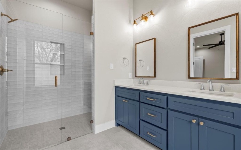 529 N 10th Street, Waco, TX 76701, 3 Habitaciones Habitaciones , ,3 BañosBaños,Residential,En Venta,529 N 10th Street,0,21145698