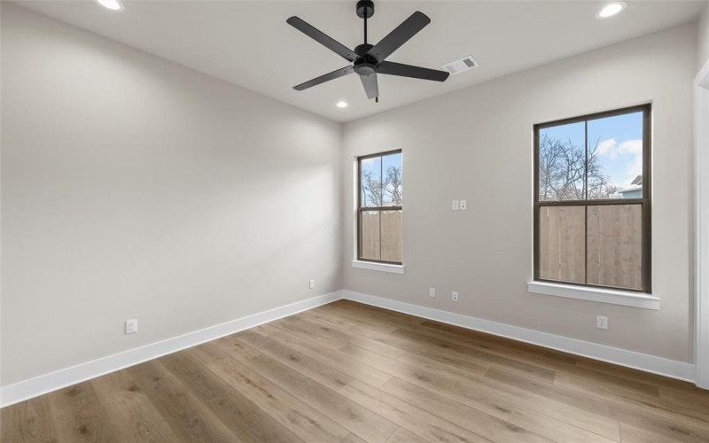 529 N 10th Street, Waco, TX 76701, 3 Habitaciones Habitaciones , ,3 BañosBaños,Residential,En Venta,529 N 10th Street,0,21145698