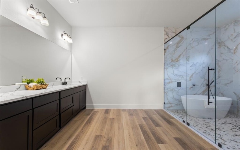 3300 Paradise Lane, Seagoville, TX 75159, 5 Bedrooms Bedrooms, ,3 BathroomsBathrooms,Residential,For Sale,3300 Paradise Lane,0,21145708