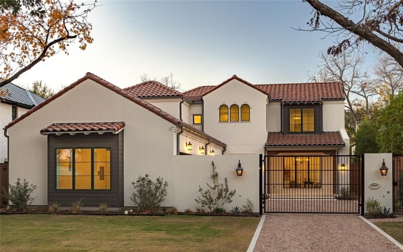 4509 Pomona, Dallas, TX 75209, 6 Bedrooms Bedrooms, ,7 BathroomsBathrooms,Residential,For Sale,4509 Pomona,0,21145807