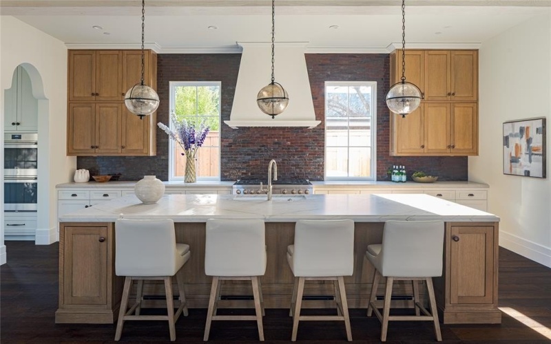 4509 Pomona, Dallas, TX 75209, 6 Bedrooms Bedrooms, ,7 BathroomsBathrooms,Residential,For Sale,4509 Pomona,0,21145807