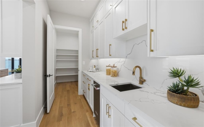 104 Mary Court, Gun Barrel City, TX 75156, 4 Habitaciones Habitaciones , ,5 BañosBaños,Residential,En Venta,104 Mary Court,0,21135960