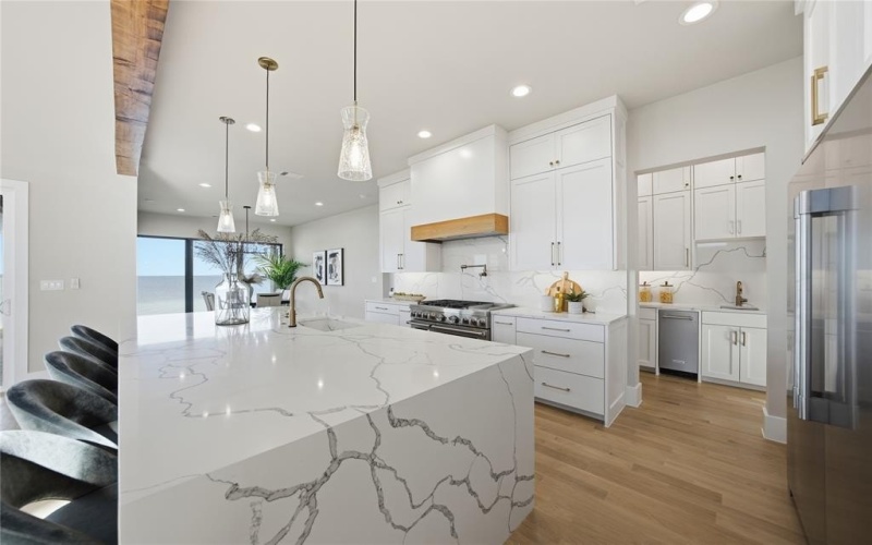 104 Mary Court, Gun Barrel City, TX 75156, 4 Habitaciones Habitaciones , ,5 BañosBaños,Residential,En Venta,104 Mary Court,0,21135960