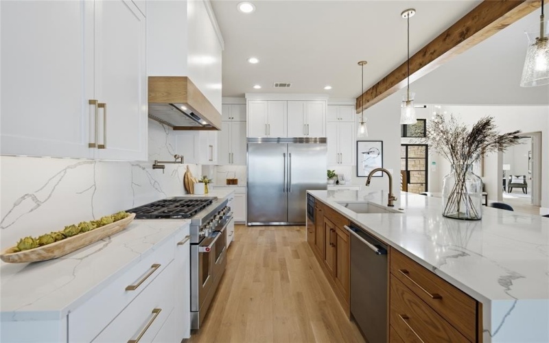 104 Mary Court, Gun Barrel City, TX 75156, 4 Habitaciones Habitaciones , ,5 BañosBaños,Residential,En Venta,104 Mary Court,0,21135960