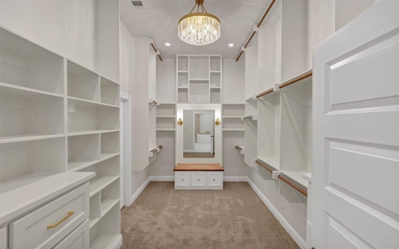 2408 Candlestick Drive, Granbury, TX 76049, 4 Habitaciones Habitaciones , ,3 BañosBaños,Residential,En Venta,2408 Candlestick Drive,0,21138434