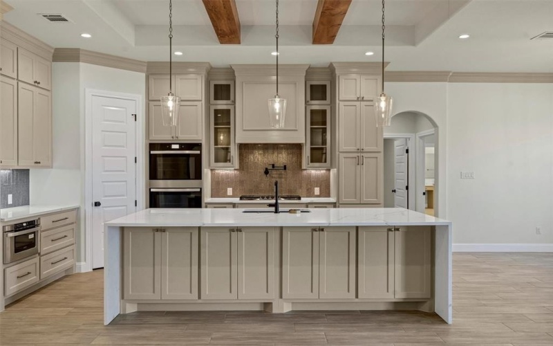 2408 Candlestick Drive, Granbury, TX 76049, 4 Habitaciones Habitaciones , ,3 BañosBaños,Residential,En Venta,2408 Candlestick Drive,0,21138434