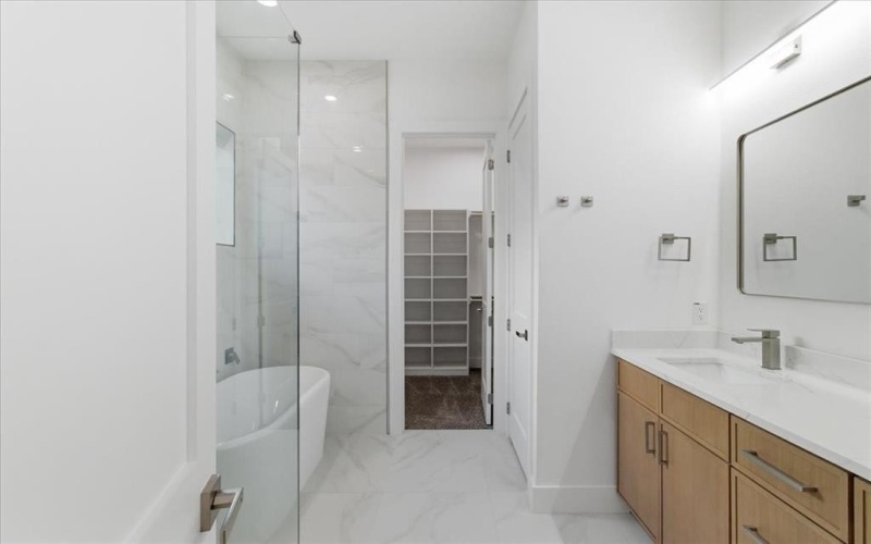 2159 Echo Lake Drive, Dallas, TX 75253, 4 Habitaciones Habitaciones , ,2 BañosBaños,Residential,En Venta,2159 Echo Lake Drive,0,21139266