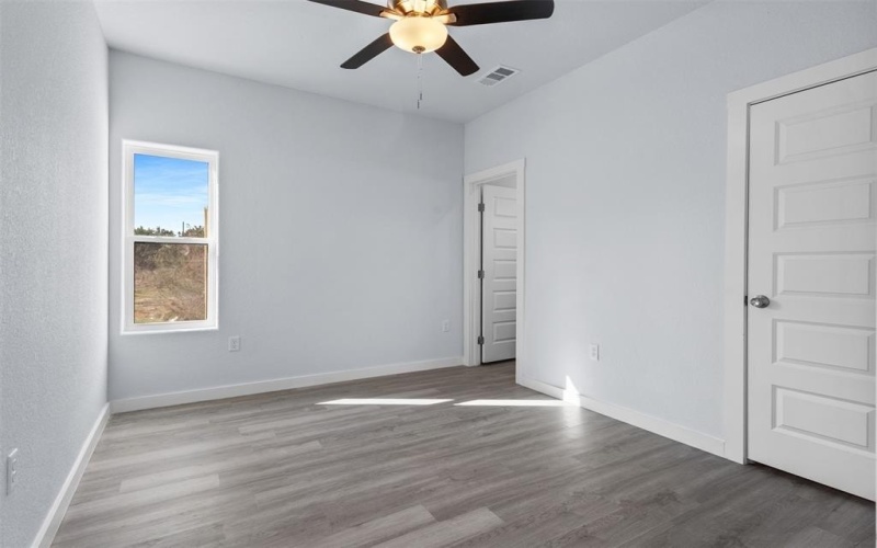 2204 Cedarwood Trail, Granbury, TX 76048, 3 Bedrooms Bedrooms, ,2 BathroomsBathrooms,Residential,For Sale,2204 Cedarwood Trail,0,21139850