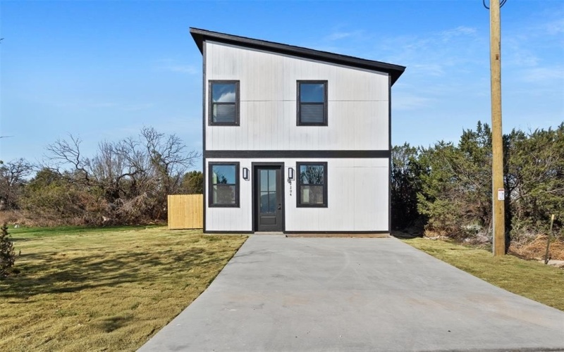 2204 Cedarwood Trail, Granbury, TX 76048, 3 Bedrooms Bedrooms, ,2 BathroomsBathrooms,Residential,For Sale,2204 Cedarwood Trail,0,21139850