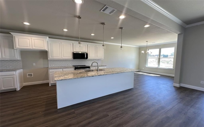 2001 Belle Lagos Lane, Cleburne, TX 76033, 3 Bedrooms Bedrooms, ,2 BathroomsBathrooms,Residential,For Sale,2001 Belle Lagos Lane,0,21141465