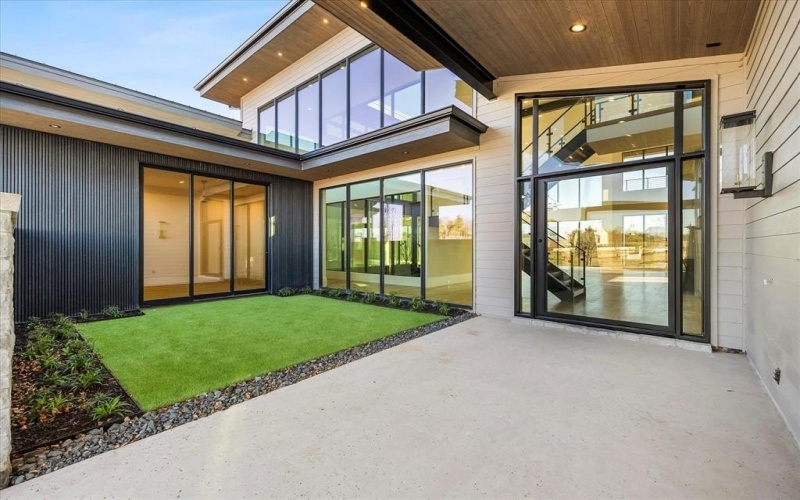 207 Sunset Point Trail, Heath, TX 75032, 6 Habitaciones Habitaciones , ,7 BañosBaños,Residential,En Venta,207 Sunset Point Trail,0,21141899