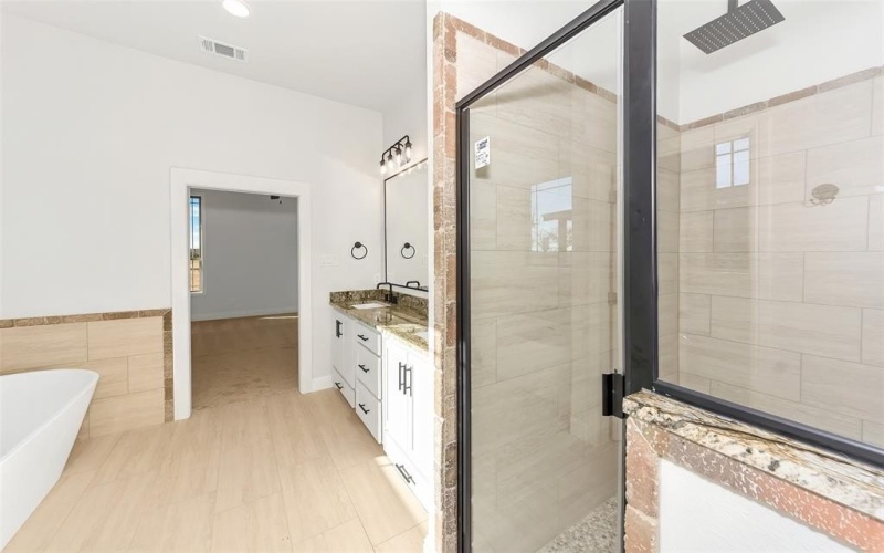 801 Holiday Hills Drive, Mineral Wells, TX 76067, 4 Habitaciones Habitaciones , ,2 BañosBaños,Residential,En Venta,801 Holiday Hills Drive,0,21142794