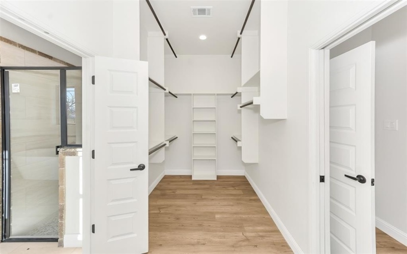 801 Holiday Hills Drive, Mineral Wells, TX 76067, 4 Habitaciones Habitaciones , ,2 BañosBaños,Residential,En Venta,801 Holiday Hills Drive,0,21142794