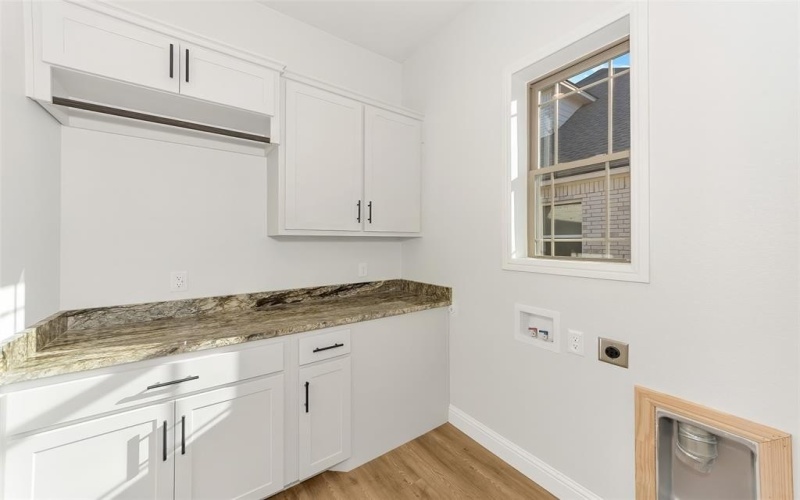 801 Holiday Hills Drive, Mineral Wells, TX 76067, 4 Habitaciones Habitaciones , ,2 BañosBaños,Residential,En Venta,801 Holiday Hills Drive,0,21142794