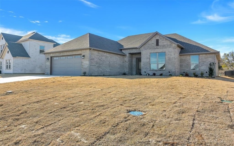 801 Holiday Hills Drive, Mineral Wells, TX 76067, 4 Habitaciones Habitaciones , ,2 BañosBaños,Residential,En Venta,801 Holiday Hills Drive,0,21142794