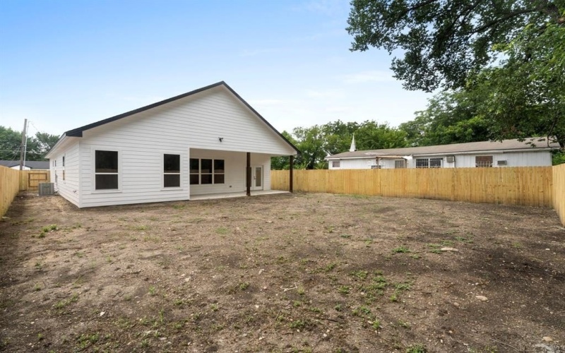 2227 Fordham Road, Dallas, TX 75216, 4 Bedrooms Bedrooms, ,2 BathroomsBathrooms,Residential,For Sale,2227 Fordham Road,0,21143266