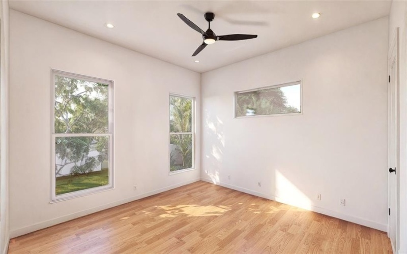 1711 Morris Street, Dallas, TX 75212, 5 Habitaciones Habitaciones , ,3 BañosBaños,Residential,En Venta,1711 Morris Street,0,21144146