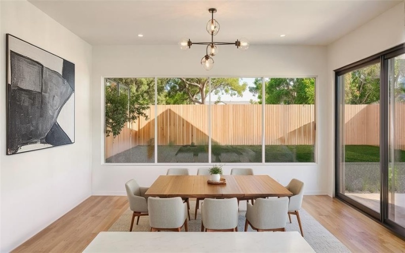 1711 Morris Street, Dallas, TX 75212, 5 Habitaciones Habitaciones , ,3 BañosBaños,Residential,En Venta,1711 Morris Street,0,21144146