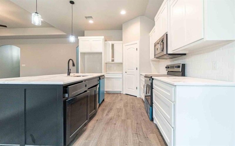 1509 Anaconda Trail, Granbury, TX 76048, 4 Bedrooms Bedrooms, ,2 BathroomsBathrooms,Residential,For Sale,1509 Anaconda Trail,0,21144547