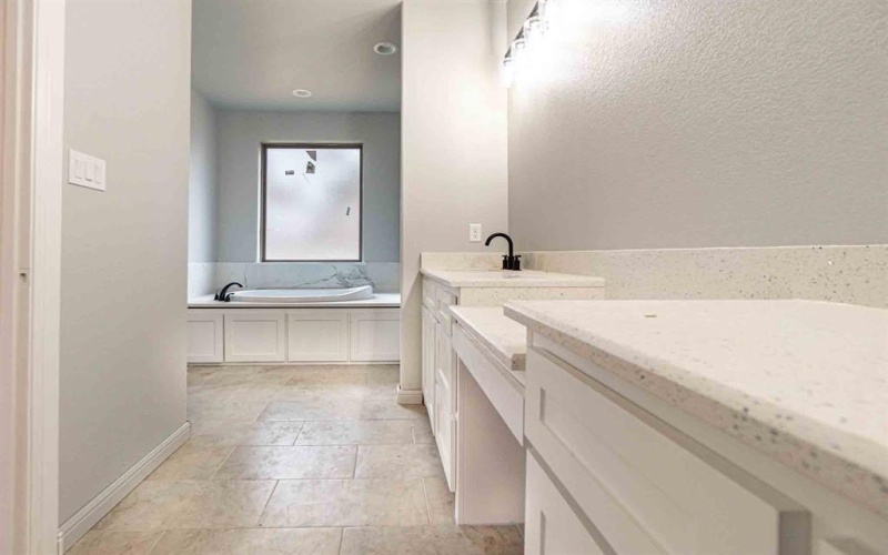 1509 Anaconda Trail, Granbury, TX 76048, 4 Bedrooms Bedrooms, ,2 BathroomsBathrooms,Residential,For Sale,1509 Anaconda Trail,0,21144547