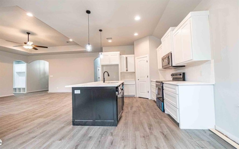 1509 Anaconda Trail, Granbury, TX 76048, 4 Bedrooms Bedrooms, ,2 BathroomsBathrooms,Residential,For Sale,1509 Anaconda Trail,0,21144547