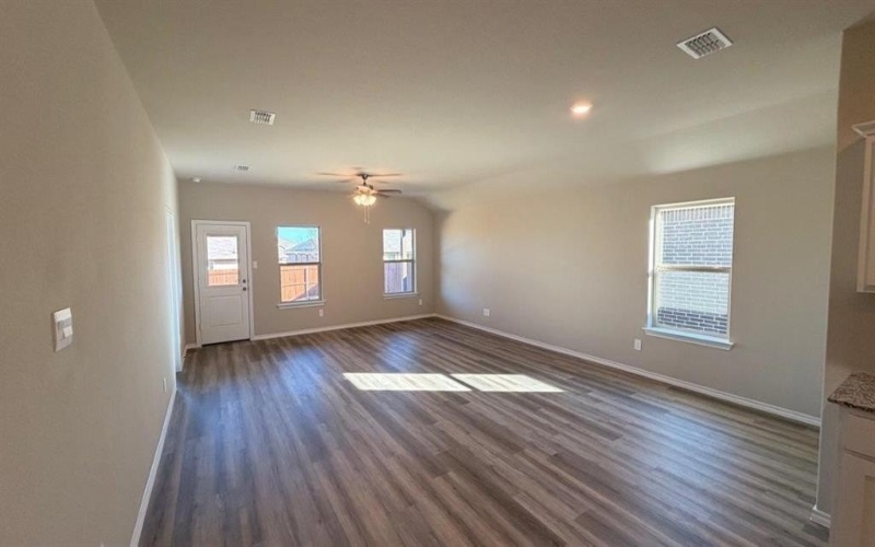 8524 BELTMILL Parkway, Fort Worth, TX 76131, 4 Habitaciones Habitaciones , ,2 BañosBaños,Residential,En Venta,8524 BELTMILL Parkway,0,21144733