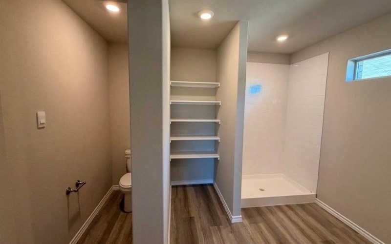 8524 BELTMILL Parkway, Fort Worth, TX 76131, 4 Habitaciones Habitaciones , ,2 BañosBaños,Residential,En Venta,8524 BELTMILL Parkway,0,21144733