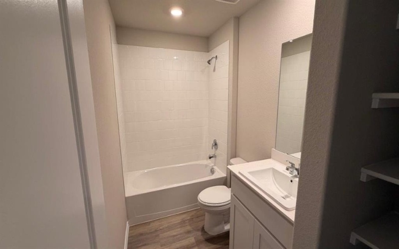 8524 BELTMILL Parkway, Fort Worth, TX 76131, 4 Habitaciones Habitaciones , ,2 BañosBaños,Residential,En Venta,8524 BELTMILL Parkway,0,21144733