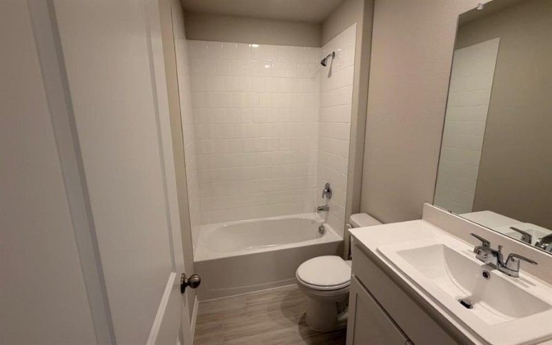 8445 HOLLYMEAD Lane, Fort Worth, TX 76131, 4 Bedrooms Bedrooms, ,3 BathroomsBathrooms,Residential,For Sale,8445 HOLLYMEAD Lane,0,21144776