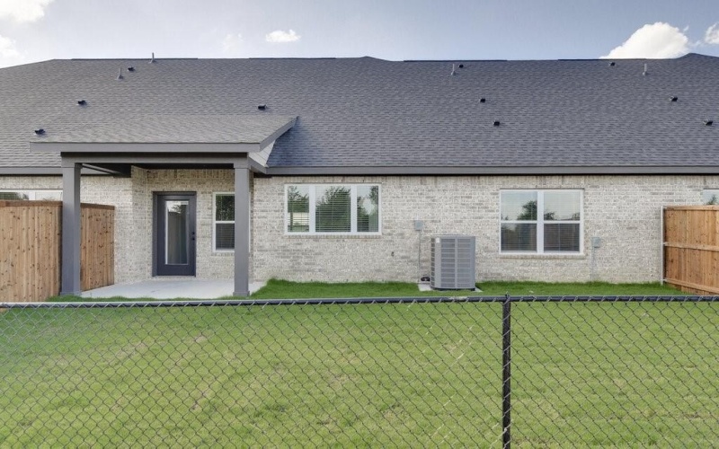 6844-6846-6848 Florence Drive, Midlothian, TX 76065, 18 Habitaciones Habitaciones , ,7 BañosBaños,Residential Multi Family,En Venta,6844-6846-6848 Florence Drive,0,21146006