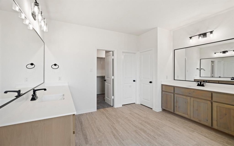 460 Solo Ridge Drive, Waxahachie, TX 75167, 4 Bedrooms Bedrooms, ,2 BathroomsBathrooms,Residential,For Sale,460 Solo Ridge Drive,0,21146089