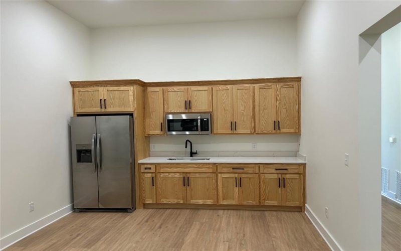 207 N Main Street, Joshua, TX 76058, ,Other,For Sale,207 N Main Street,0,21146178