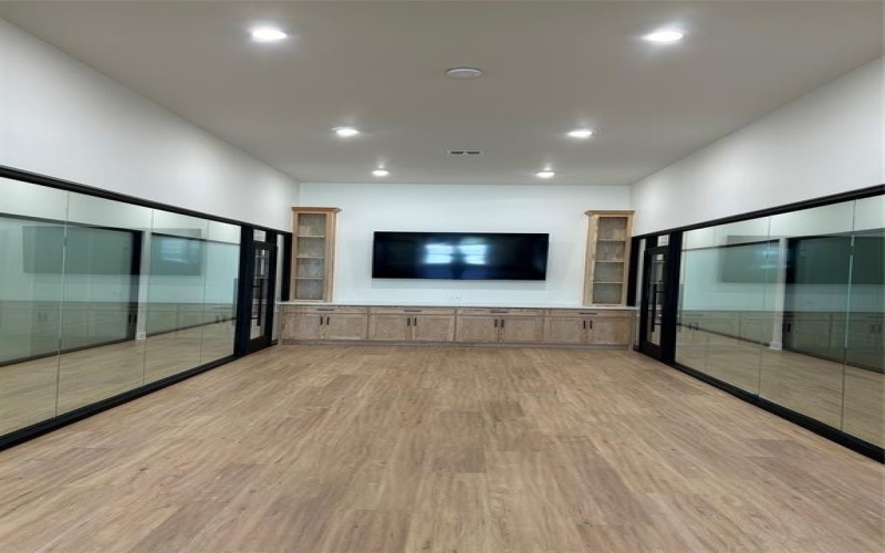 207 N Main Street, Joshua, TX 76058, ,Other,For Sale,207 N Main Street,0,21146178