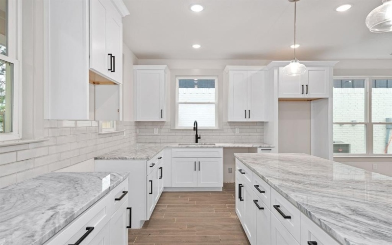 5639 Barkridge Drive, Granbury, TX 76048, 3 Habitaciones Habitaciones , ,2 BañosBaños,Residential,En Venta,5639 Barkridge Drive,0,21146221